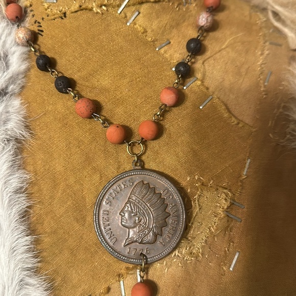 raven head rosary - Picture 13 of 16